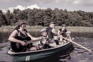 In trauter Fünfsamkeit: Folk's Sake